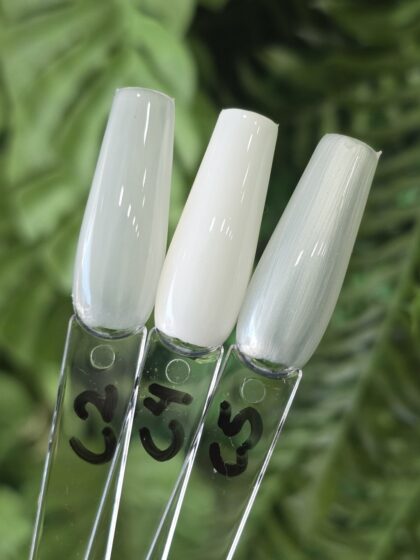 ESMALTE HELEN C4