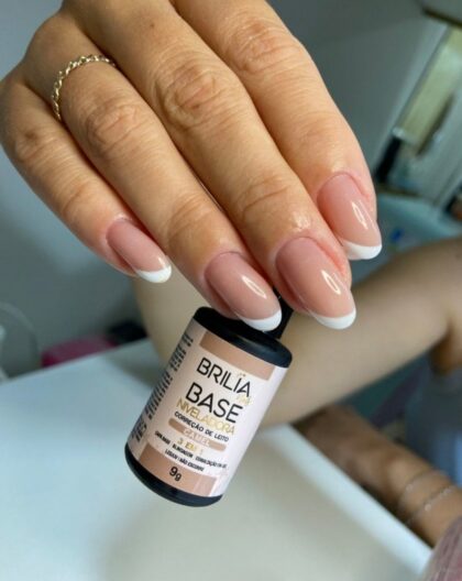 BASE NIVELADORA CAMEL BRILIA